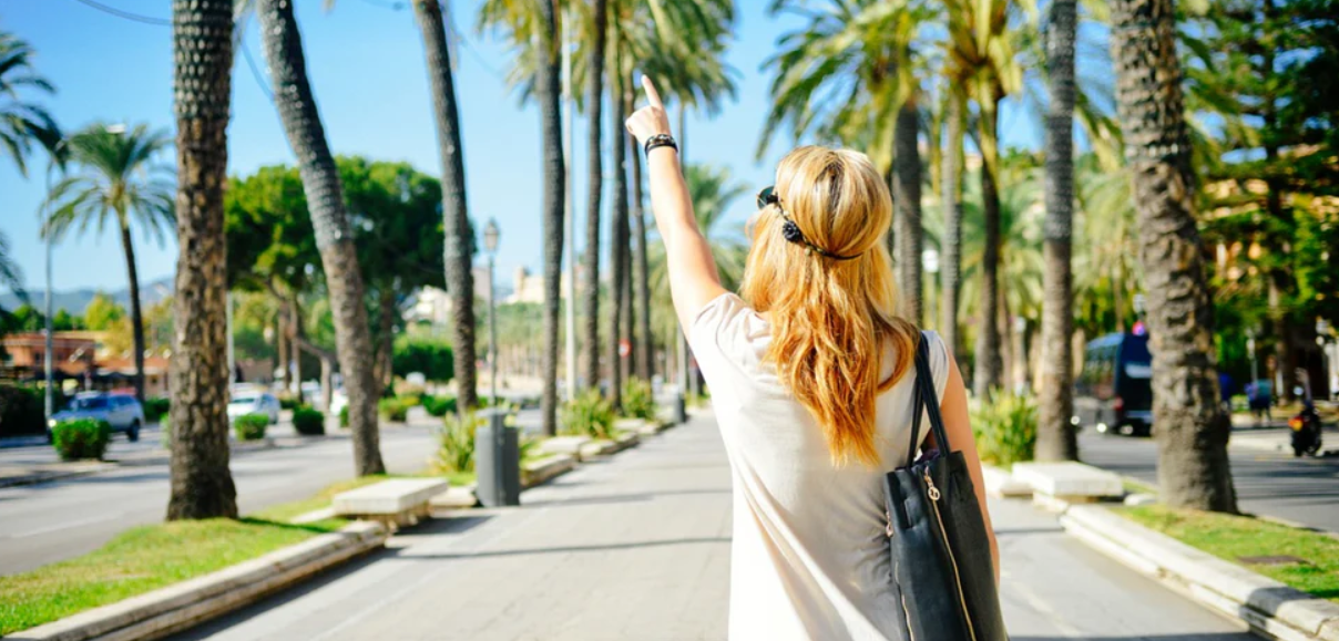 How You Can Wear Lace Front Wigs in Summer Best