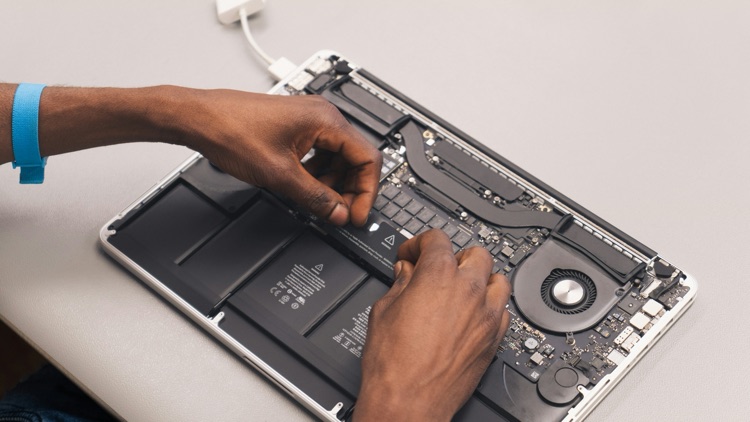 How to Buy a Replacement Laptop Battery Without Choosing the Wrong Model